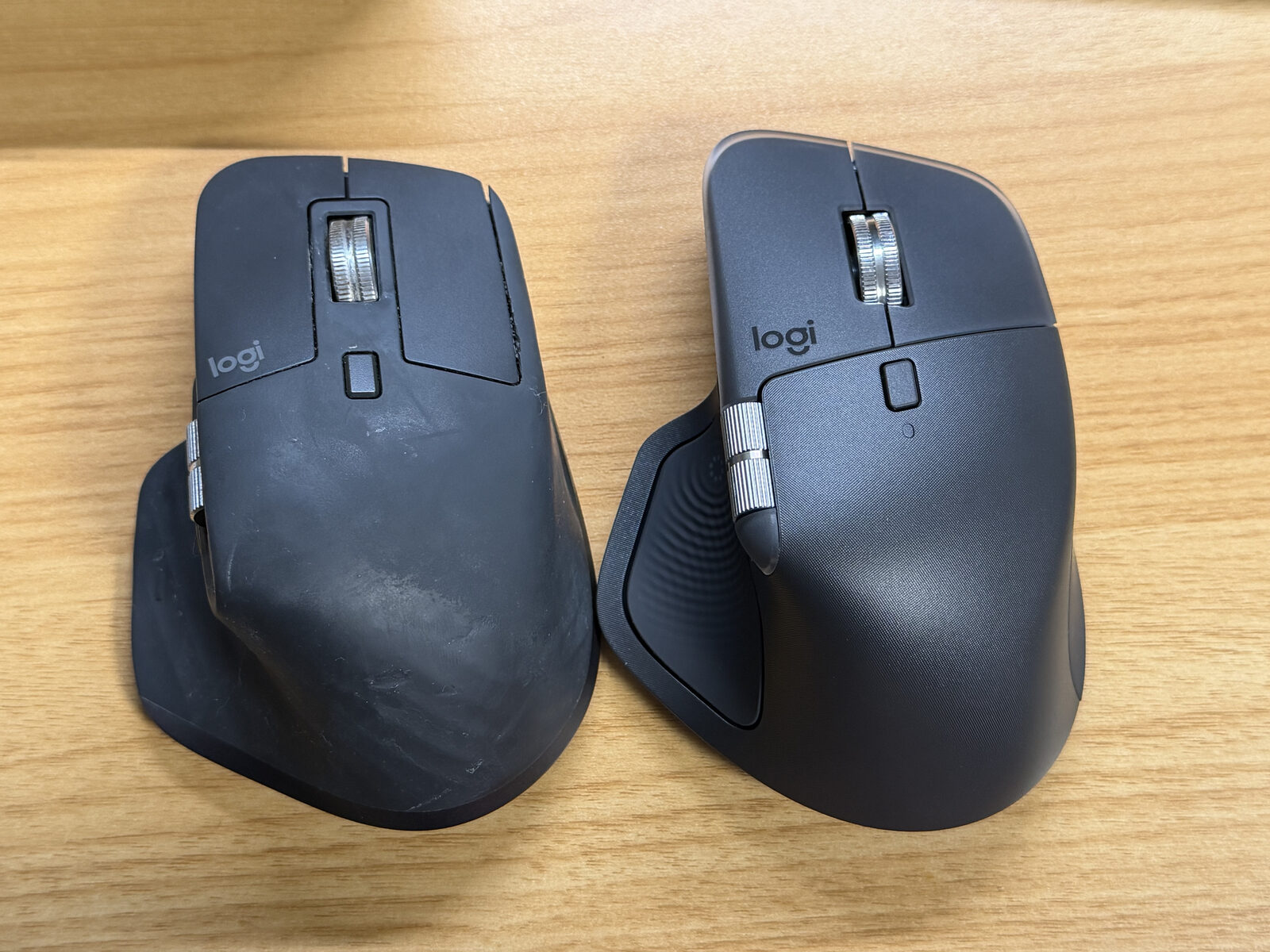 MX Master 4とMX Master 3Sのサイズと外観比較